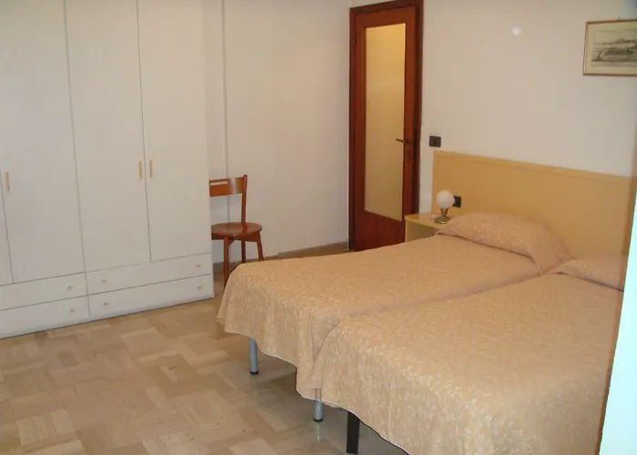 Aparthotel Executive 3*